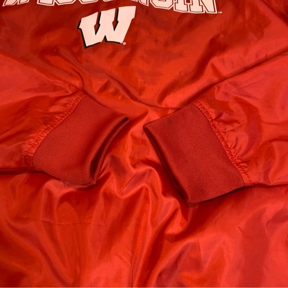 Vintage Wisconsin Badgers Red Oak Sportswear Unisex Large Windbreaker Crewneck - Picture 6 of 9